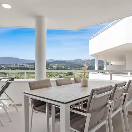 Apartment Vivi Homes - Buena Vida Family With Views, Pool & Gym Estepona